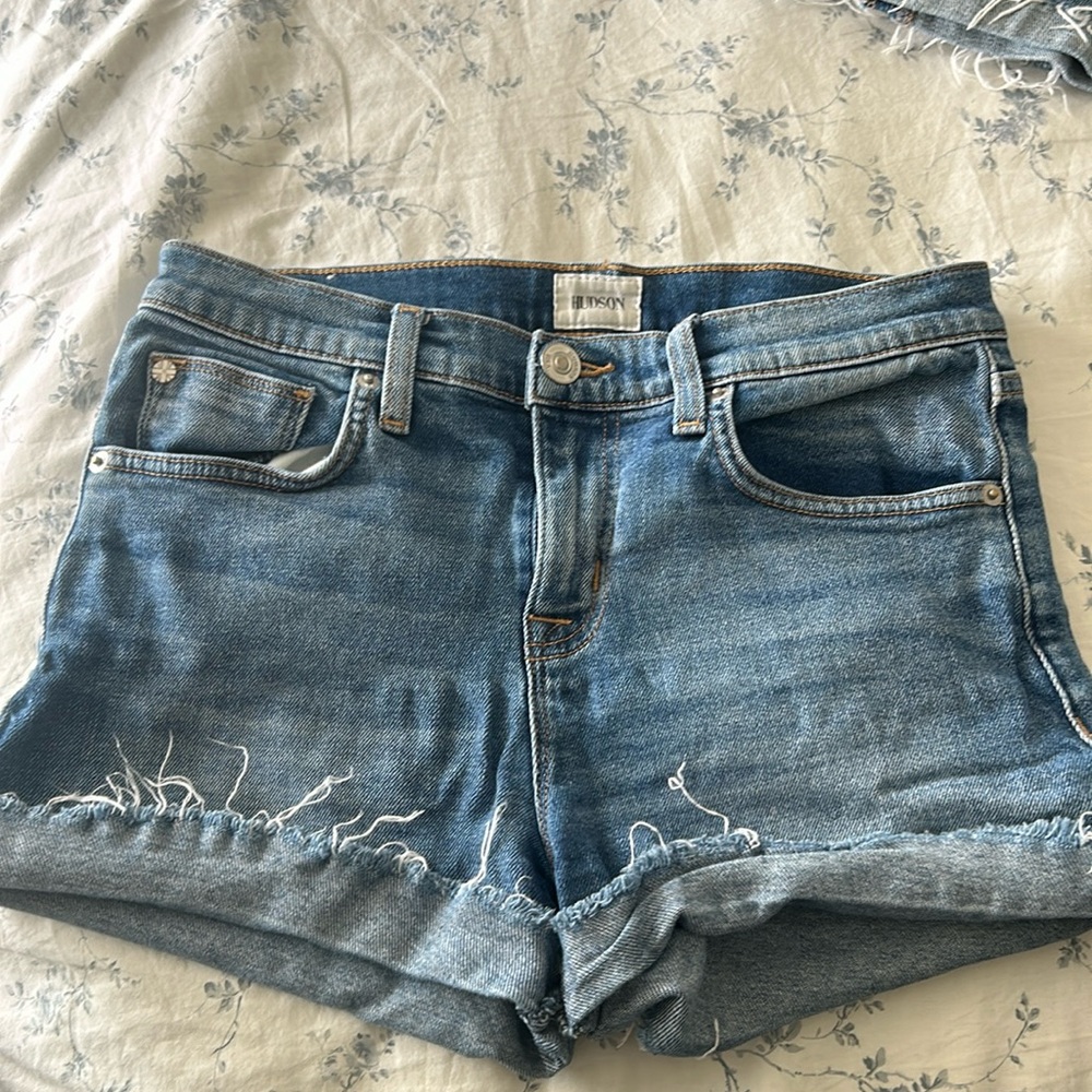 Hudson blue Jean shorts.